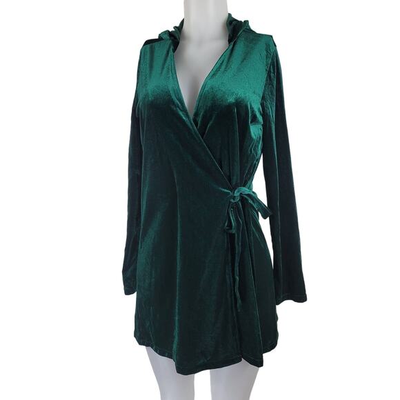 Jack by BB Dakota Velvet Hooded Wrap Jacket Emerald Green M NWT MSRP $88 - Picture 2 of 7